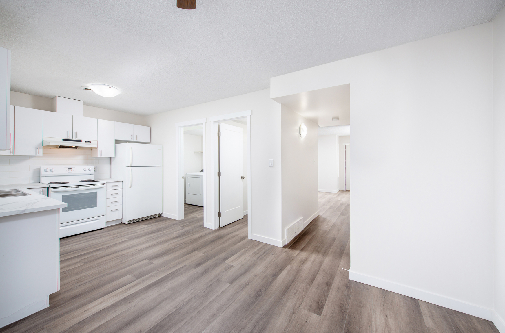 Bridgeport Village - Get 1 Month free! - Photo 10