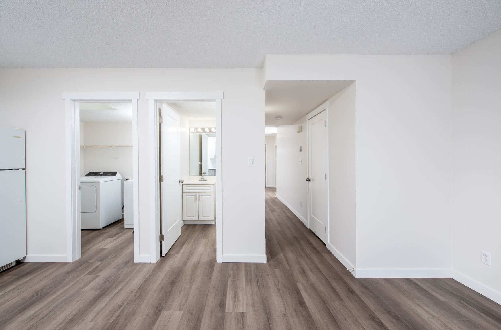 Bridgeport Village - Get 1 Month free! - Photo 11