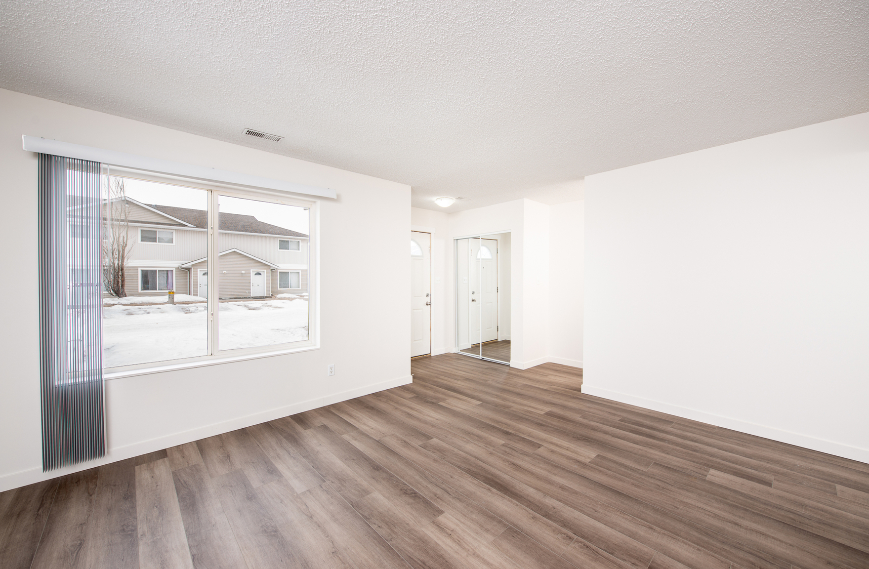 Bridgeport Village - Get 1 Month free! - Photo 14