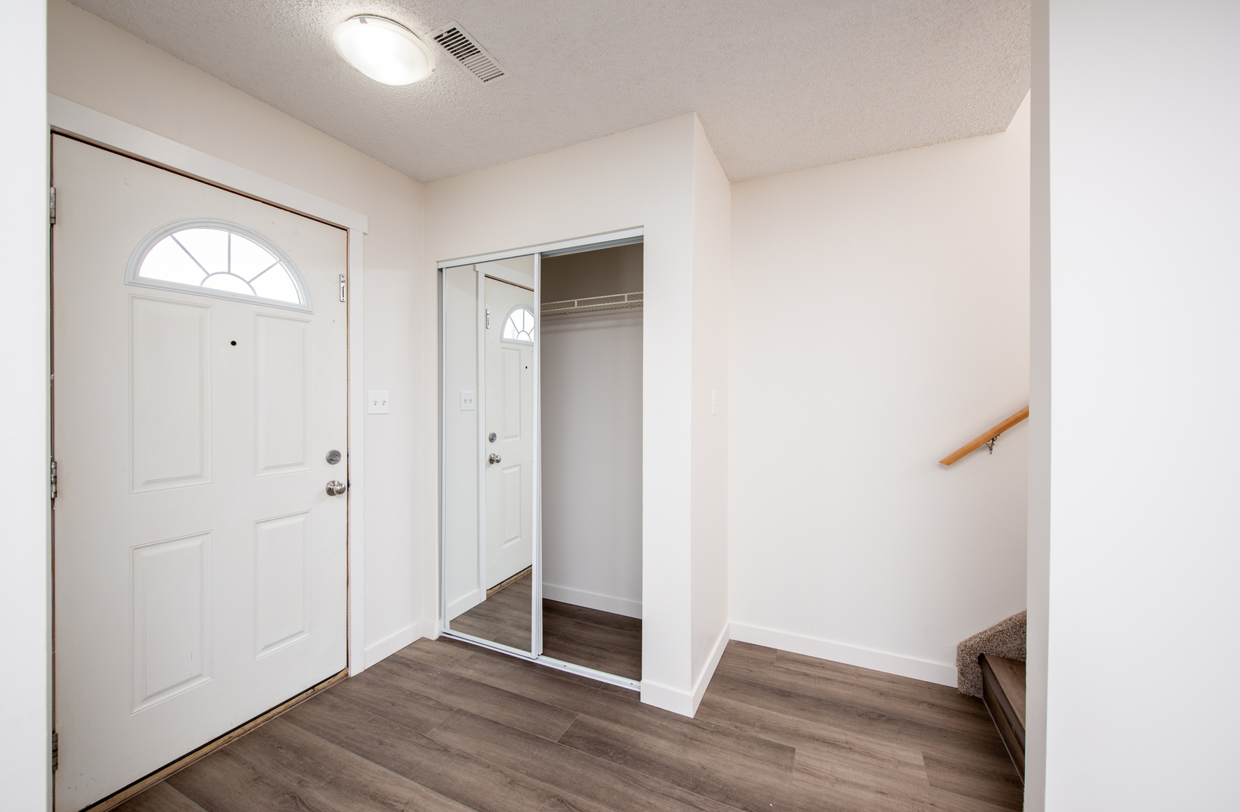 Bridgeport Village - Get 1 Month free! - Photo 15