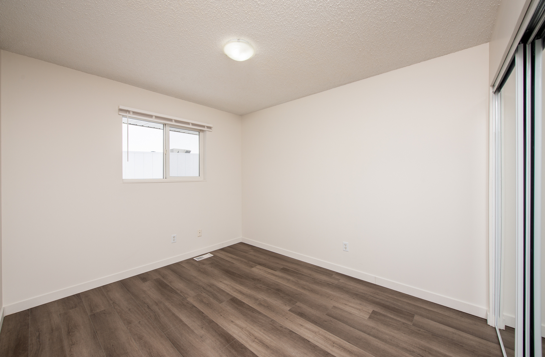 Bridgeport Village - Get 1 Month free! - Photo 23