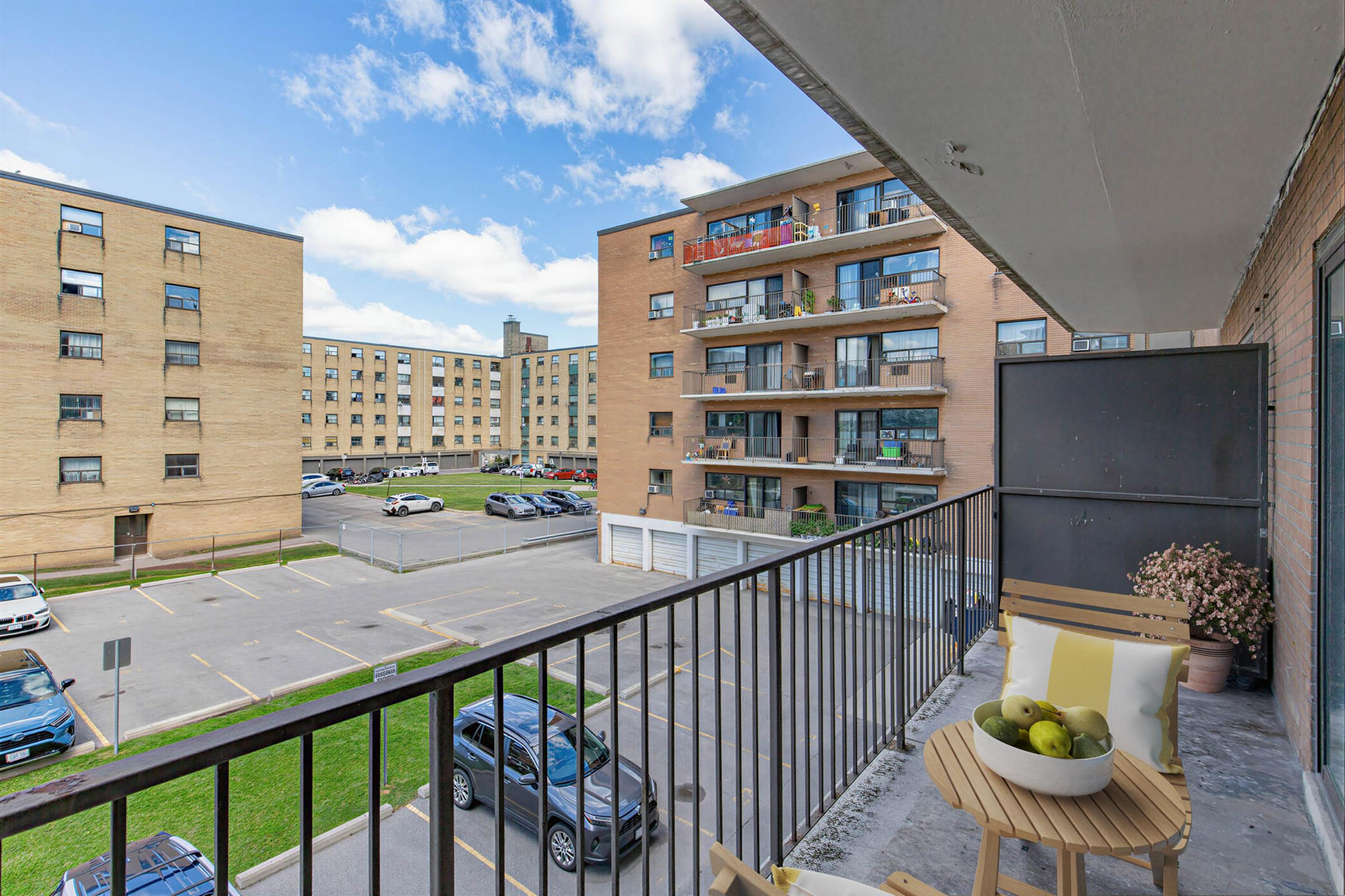 4918 Bathurst Street - Photo 10