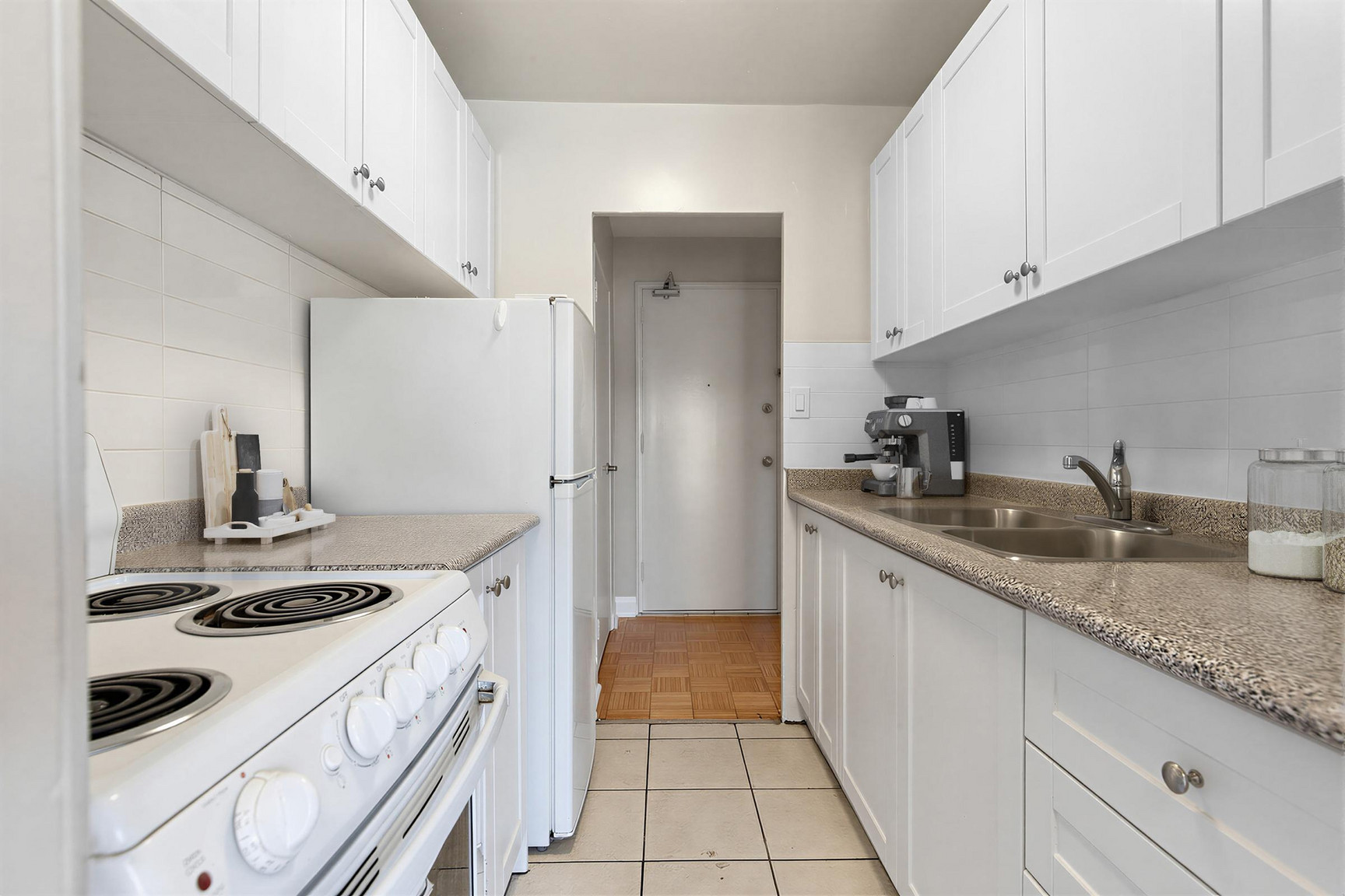 4918 Bathurst Street - Photo 8