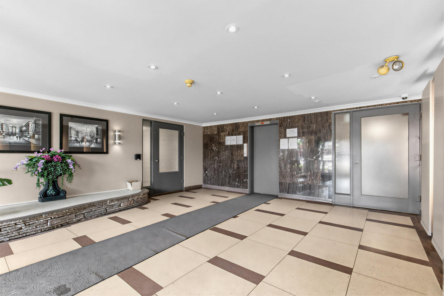 4918 Bathurst Street - Photo 12
