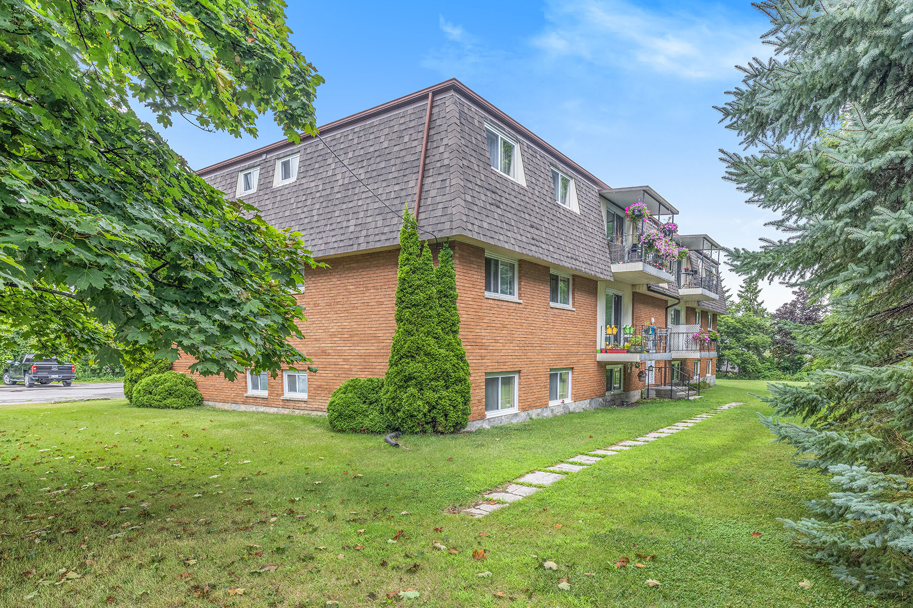 36 Downes Avenue, Picton, ON K0K 2T0 — photo 1