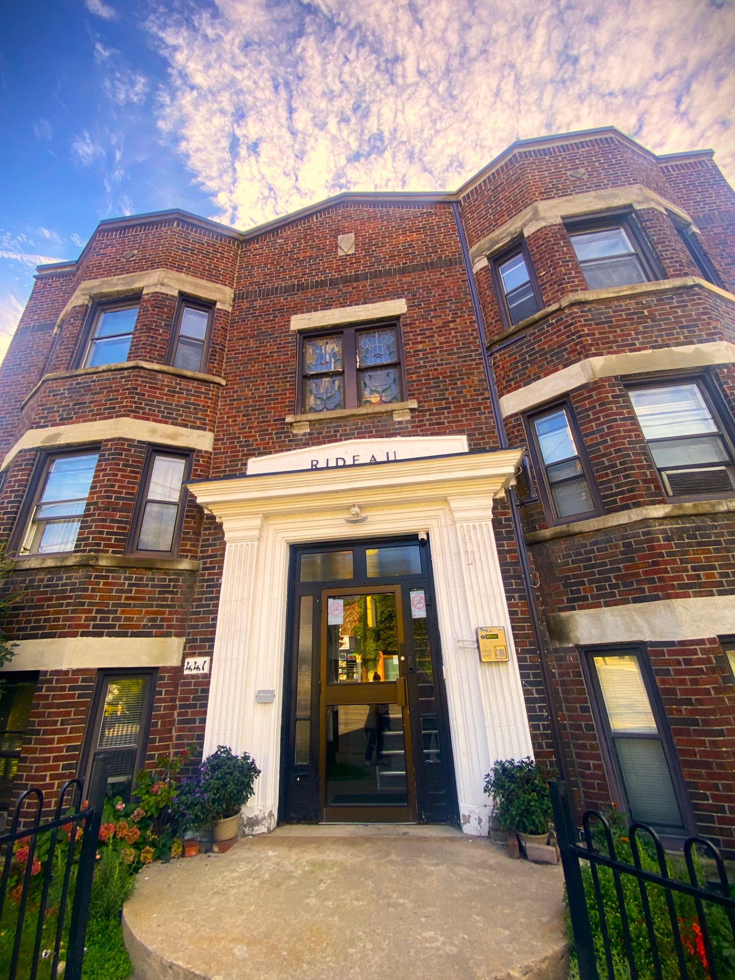 441 Kingston Road, Toronto, ON M4L 1V2 — photo 1