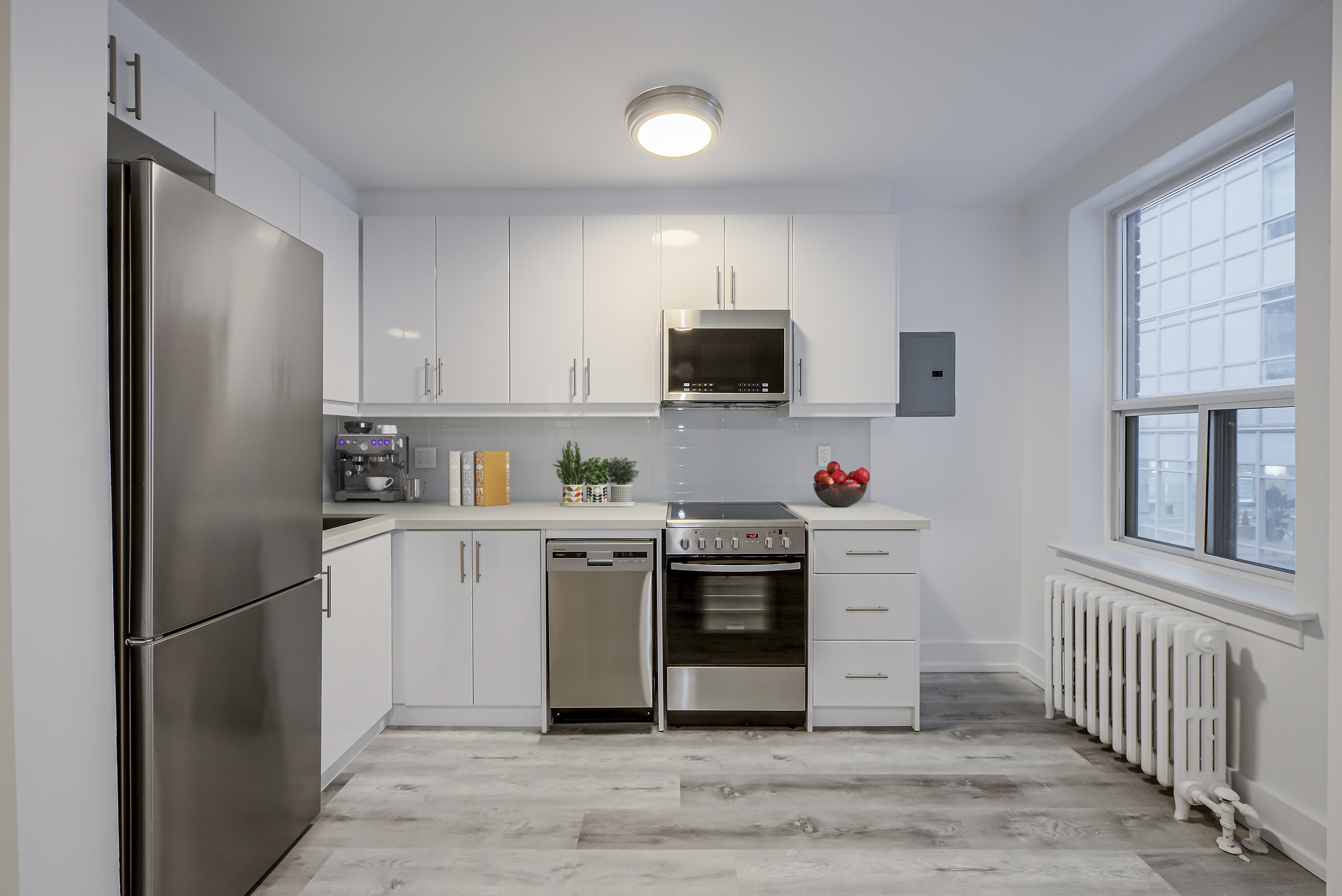 196 Eglinton Avenue East, Toronto, ON M4P 1K2 — photo 3