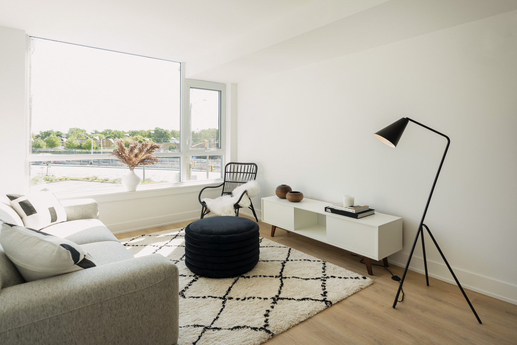 929 Richmond by Brigil - Photo 7
