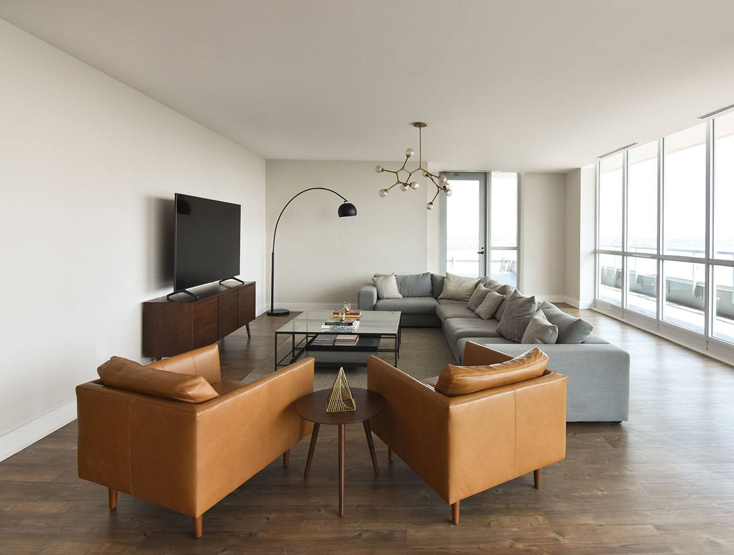 929 Richmond by Brigil - Photo 8