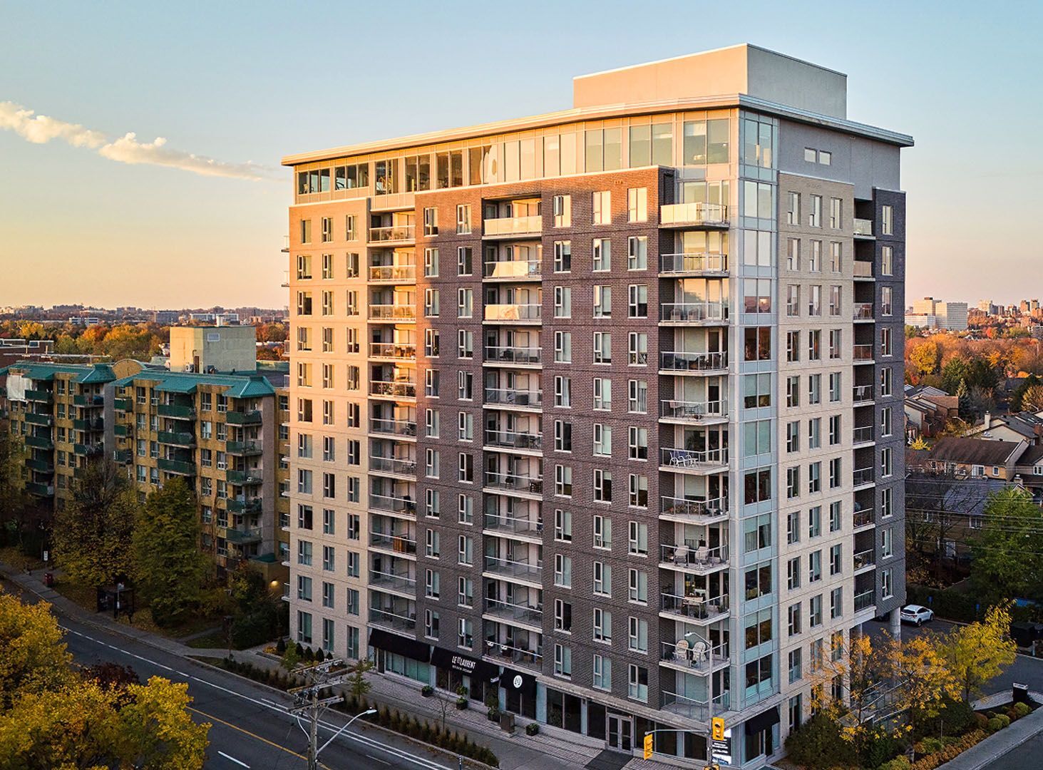 460 St-Laurent by Brigil - Photo 2