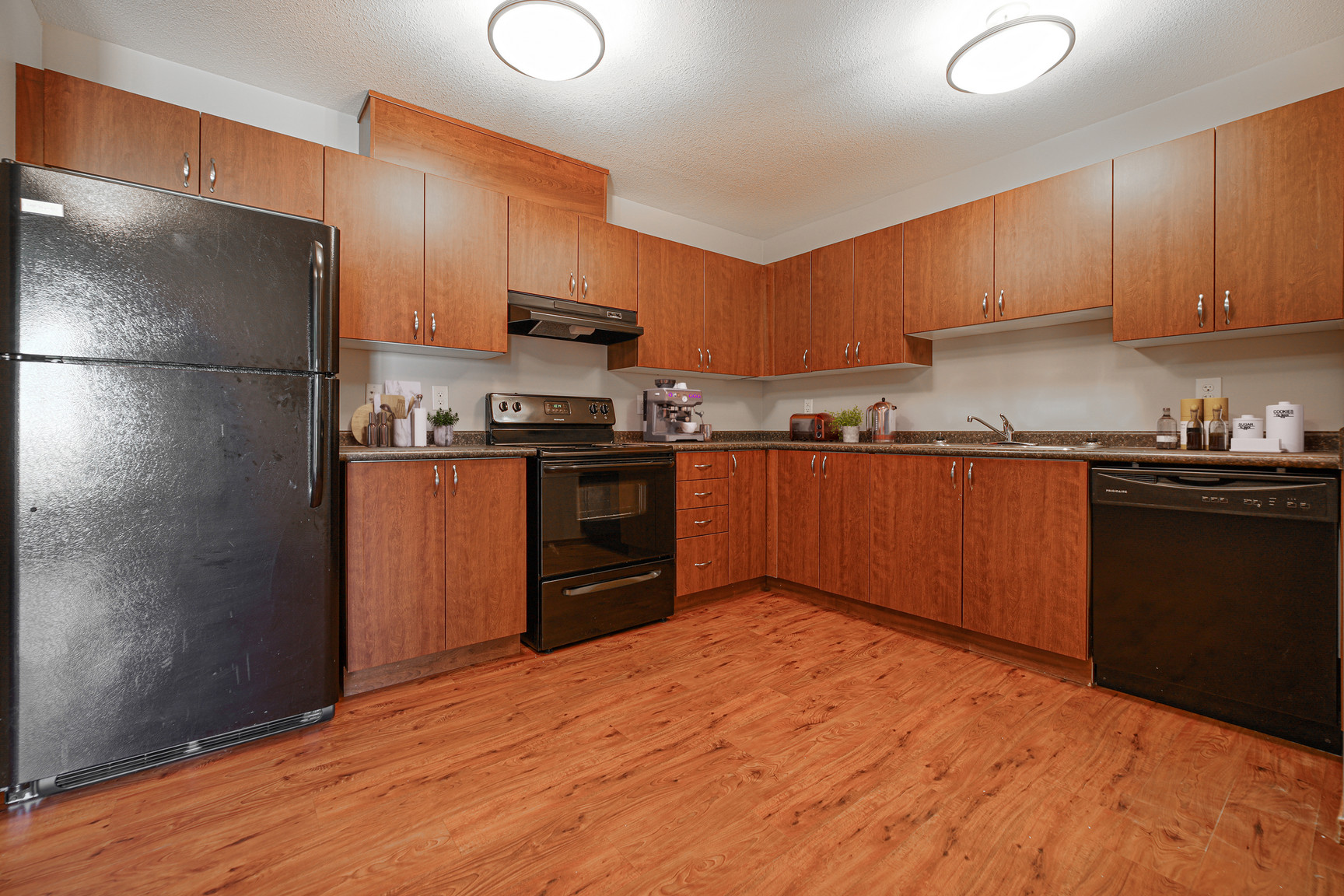 Edgewood Place - Photo 5