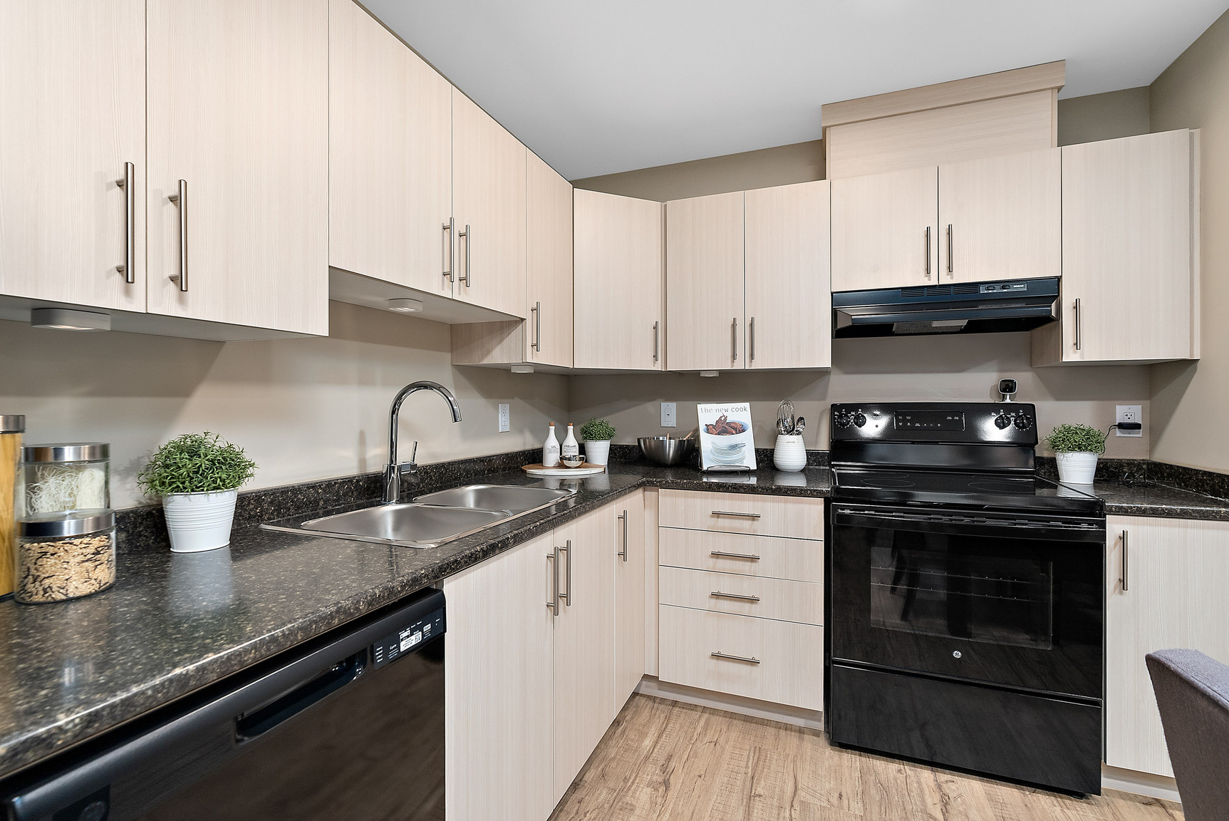 Riverstone Apartments - Photo 7