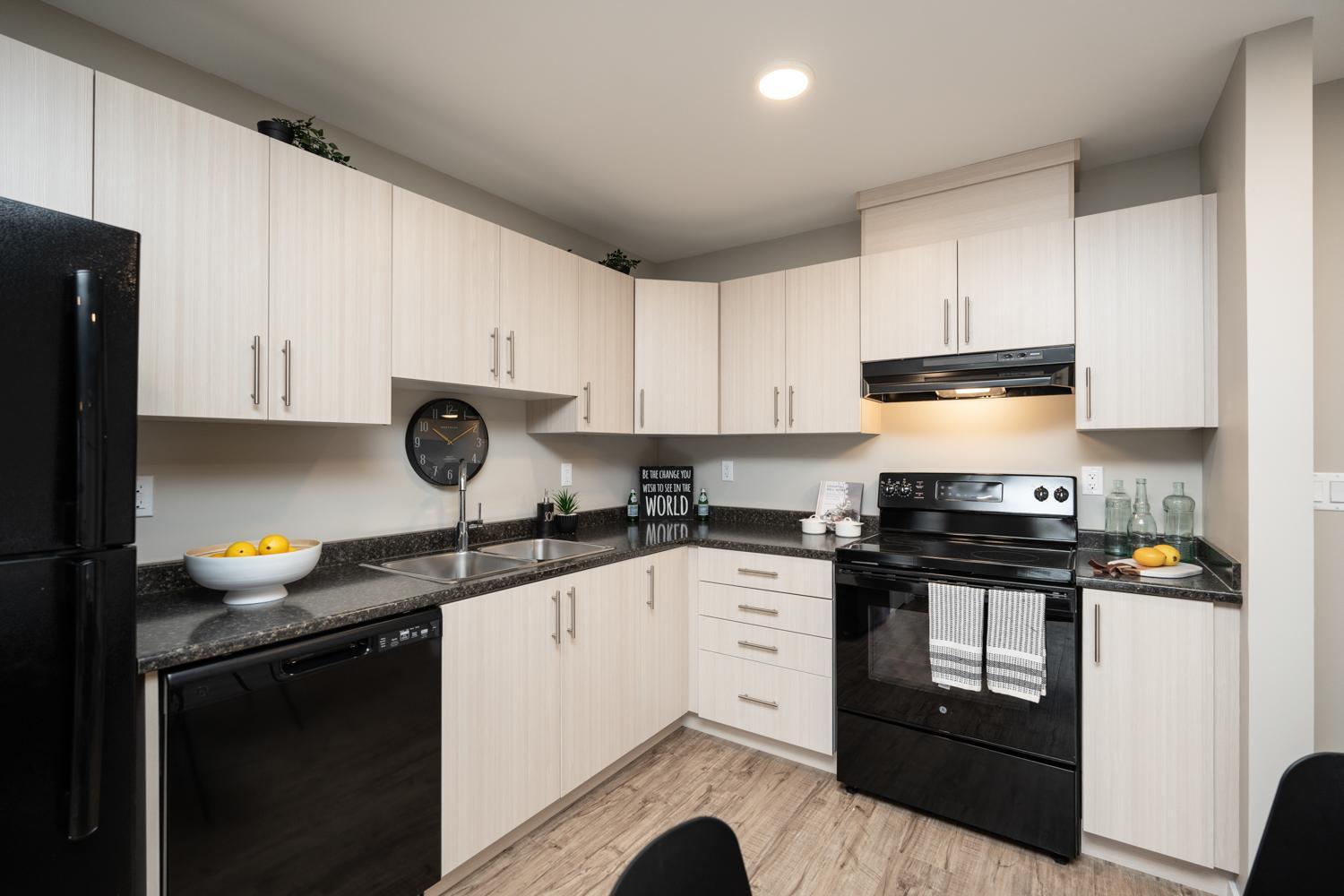 Highland Views Apartments - Photo 7