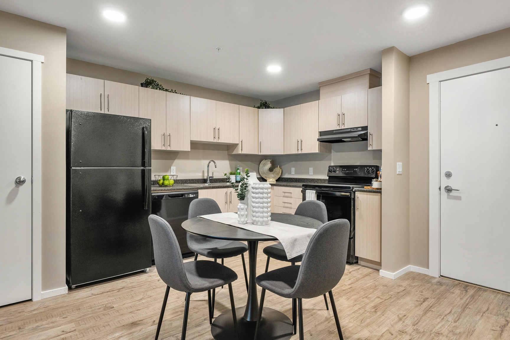Sage Hill Apartments - Photo 8