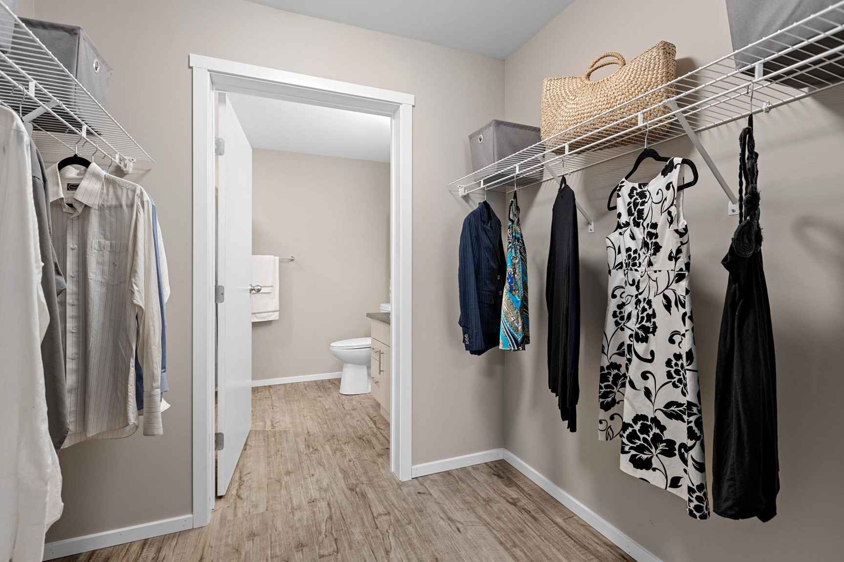 Blackstone Village - Photo 8