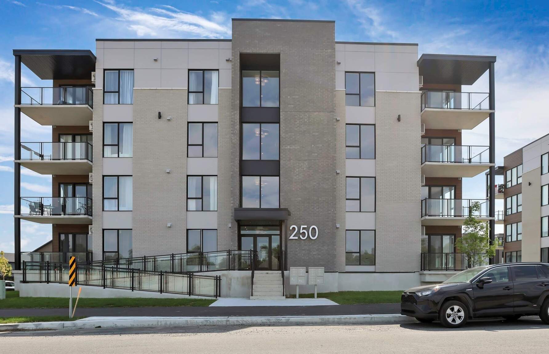 250 Rue Nancy-Elliott