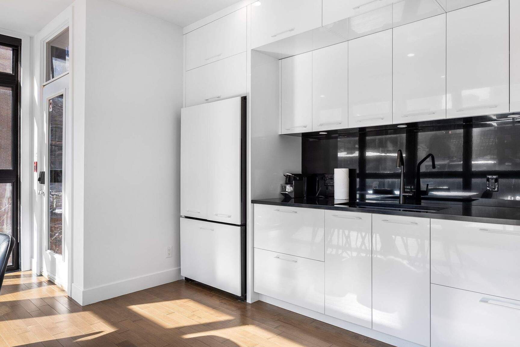 3414 Rue Stanley