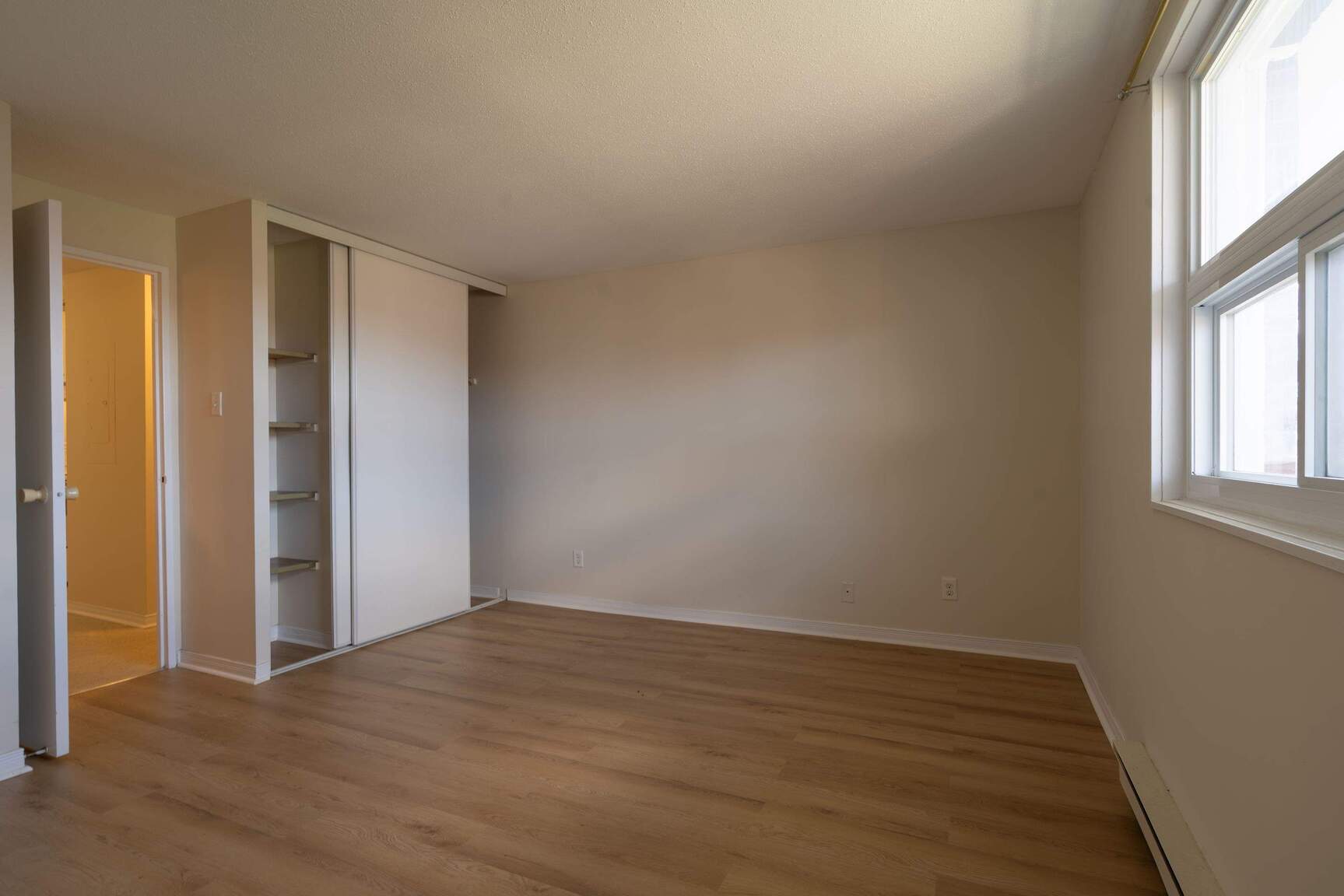 283 MacLaren St - Photo 51