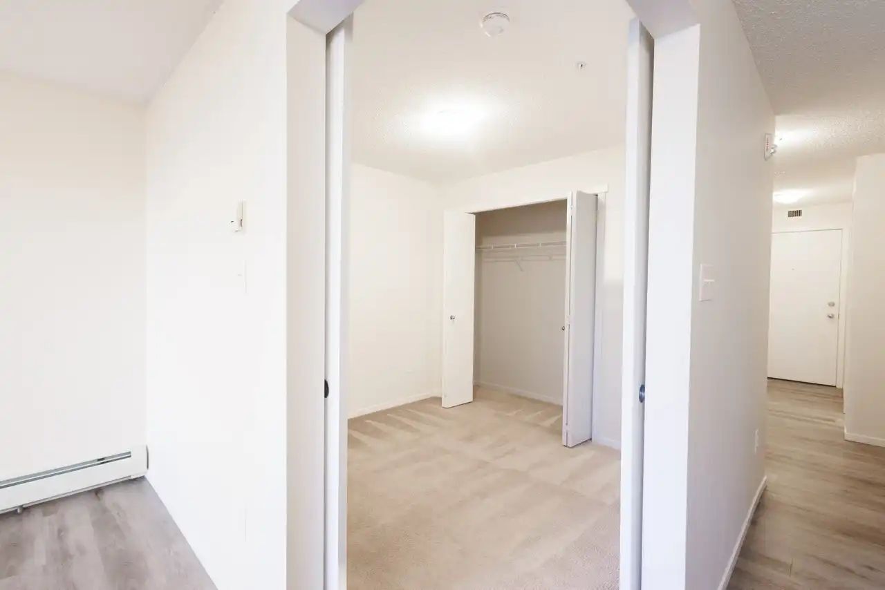 615 Secord Blvd NW - Photo 22