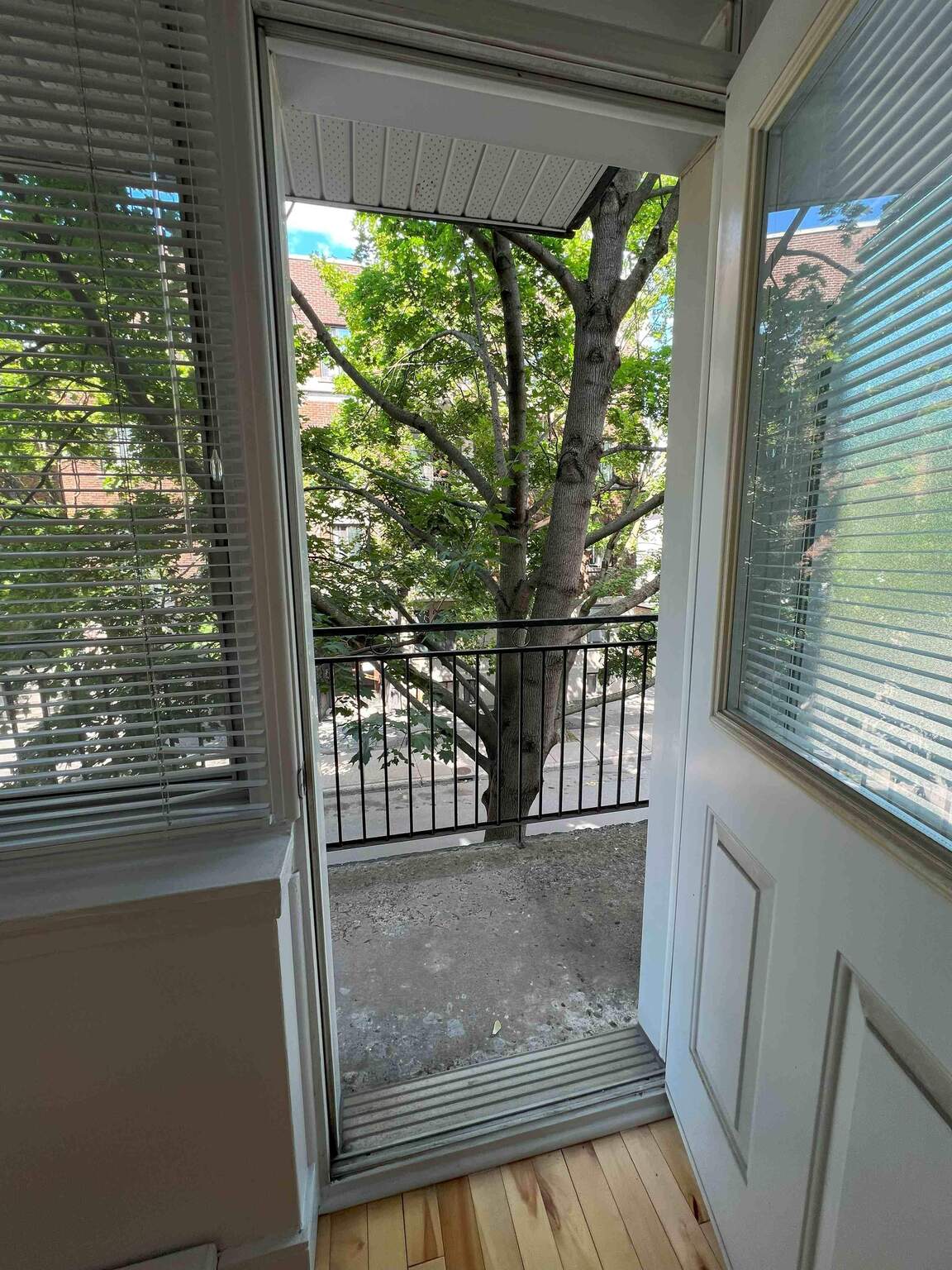 3512 Durocher - Photo 15