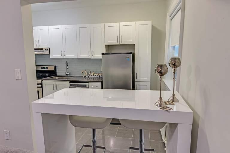 320-342 Avenue Road - Photo 4