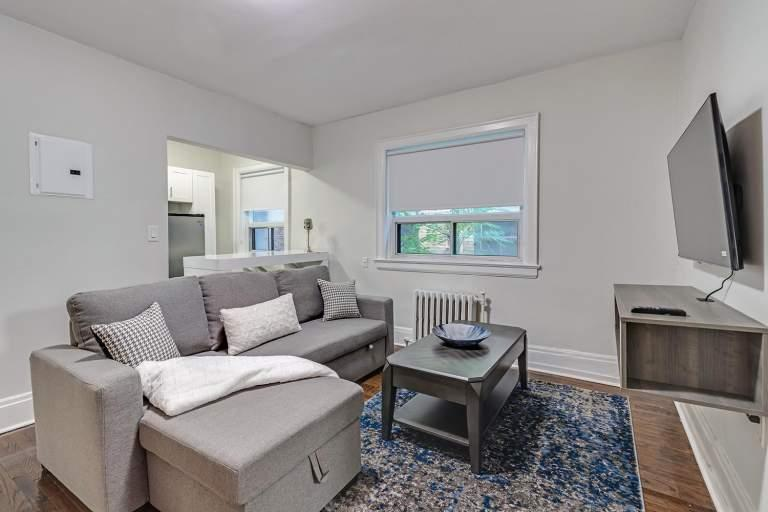 320-342 Avenue Road - Photo 6