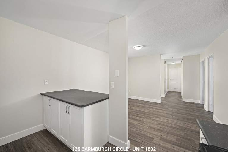 125 Bamburgh Circle - Photo 4