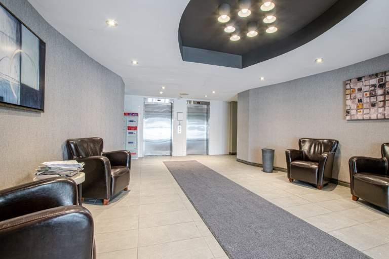 500 Proudfoot Lane - Empress Gate Apartments - Photo 15