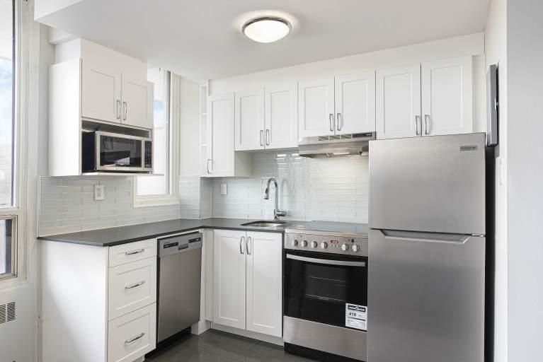 70 Spadina Road - Photo 7