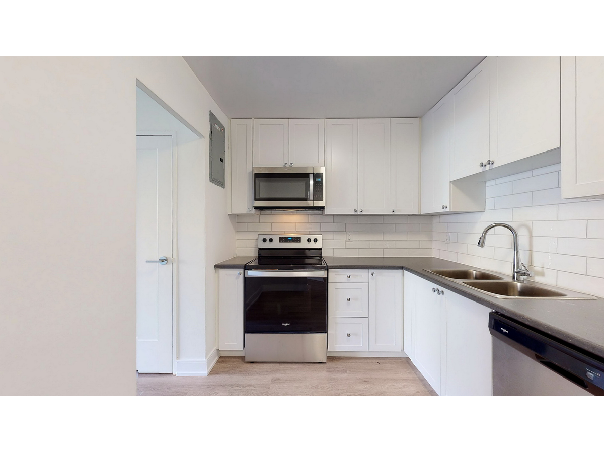 640, 650, 660 Fanshawe Park Road East - Photo 5