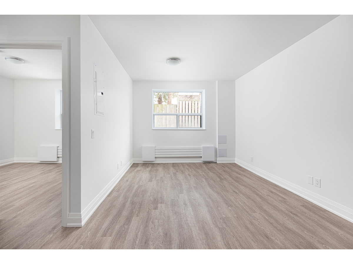 2701 EGLINTON AVE W - Photo 5