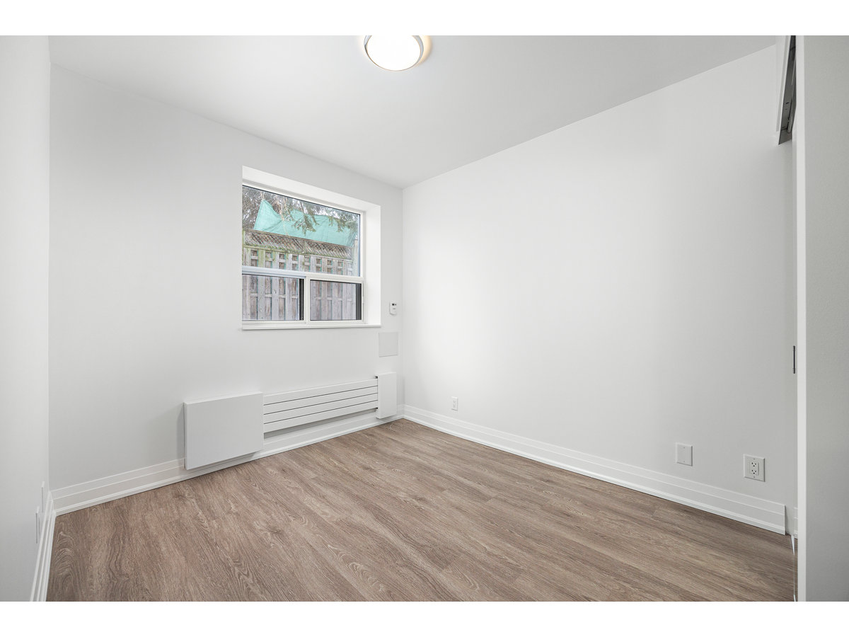 2701 EGLINTON AVE W - Photo 7