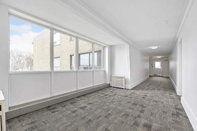 2701 EGLINTON AVE W - Photo 8