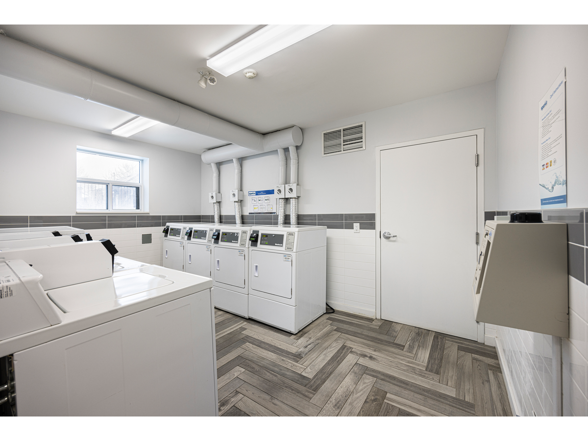 2701 EGLINTON AVE W - Photo 10