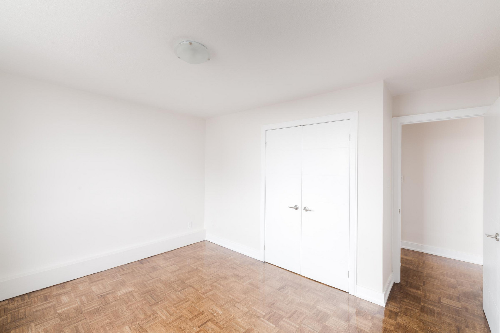 225 Davisville Avenue - Photo 18