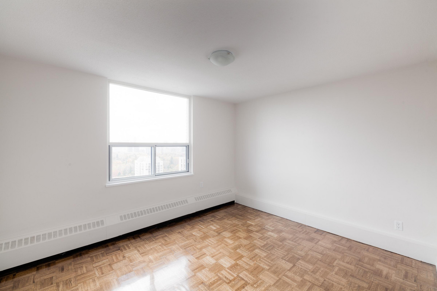 225 Davisville Avenue - Photo 19