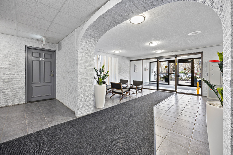 498 Queens Avenue - Photo 13
