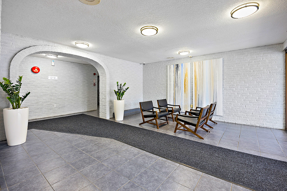498 Queens Avenue - Photo 12
