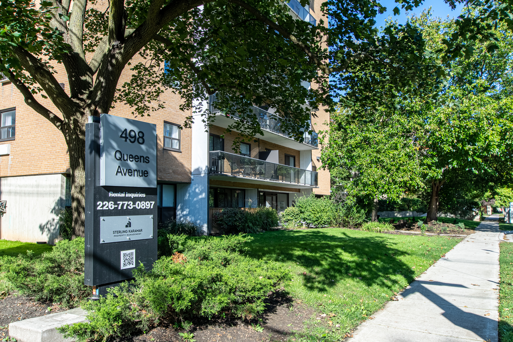 498 Queens Avenue - Photo 14