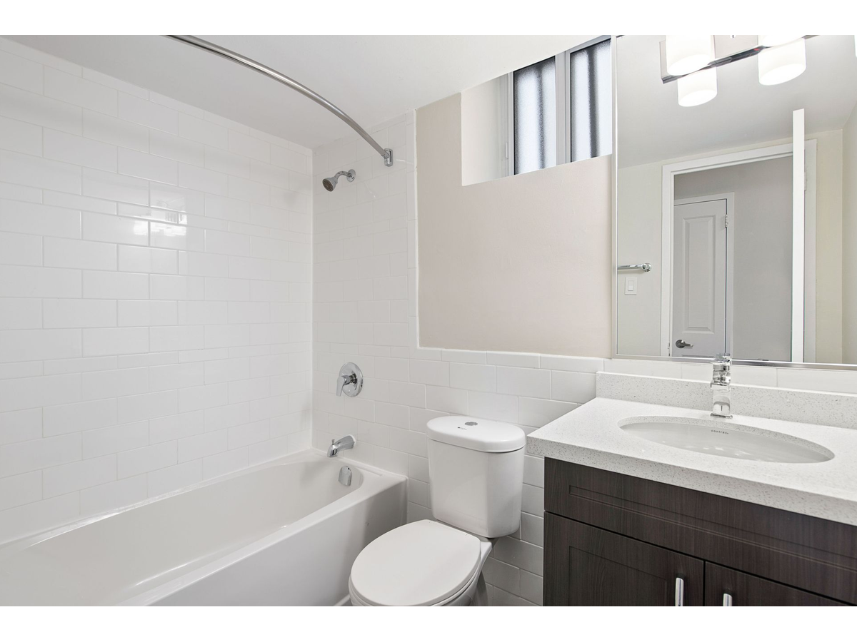 765 Steeles Avenue West - Photo 9