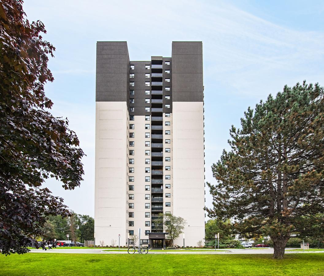 765 Steeles Avenue West - Photo 11