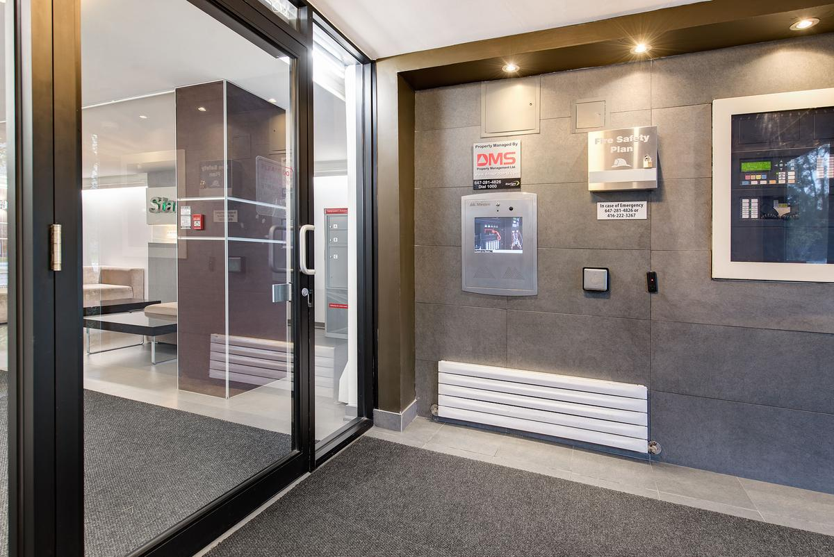 765 Steeles Avenue West - Photo 18