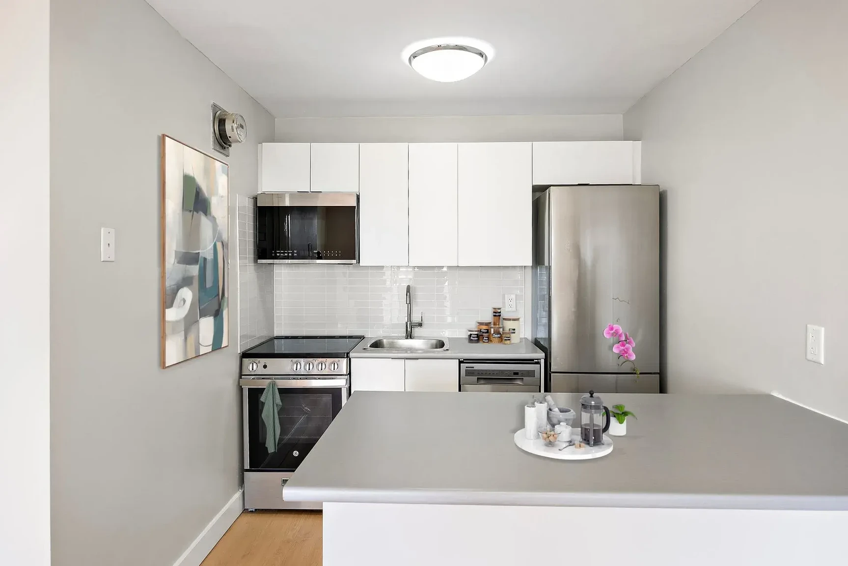 420 Central Avenue - Photo 3
