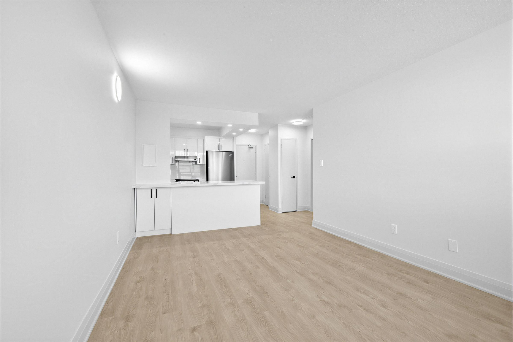 225 Davisville Avenue - Photo 25
