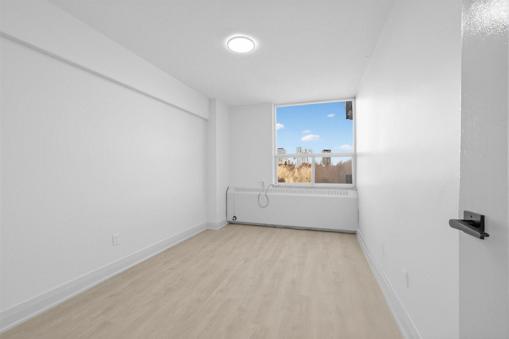 225 Davisville Avenue - Photo 29