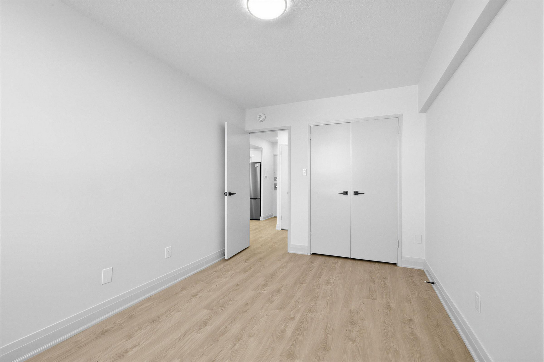 225 Davisville Avenue - Photo 30