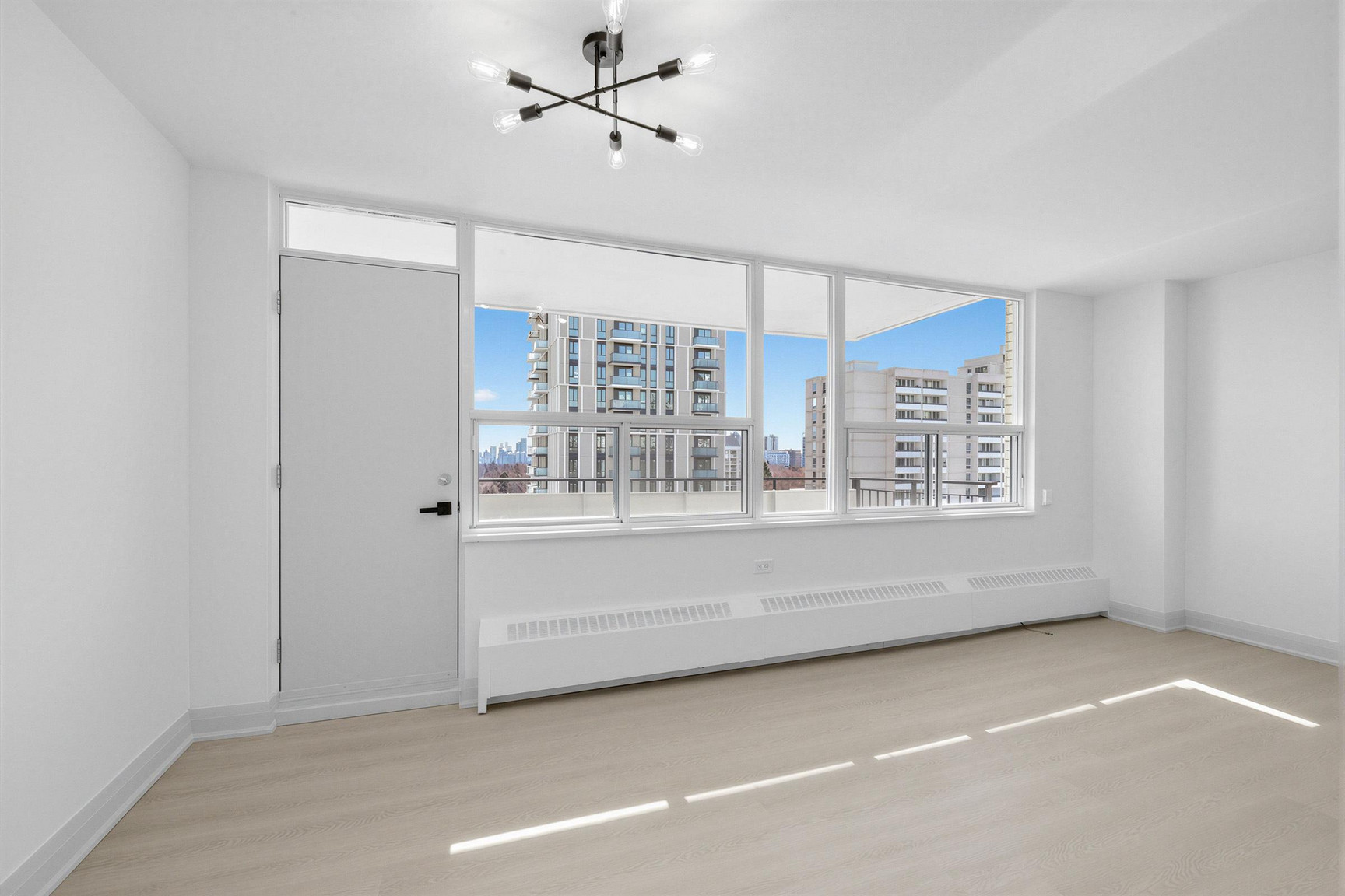 225 Davisville Avenue - Photo 41