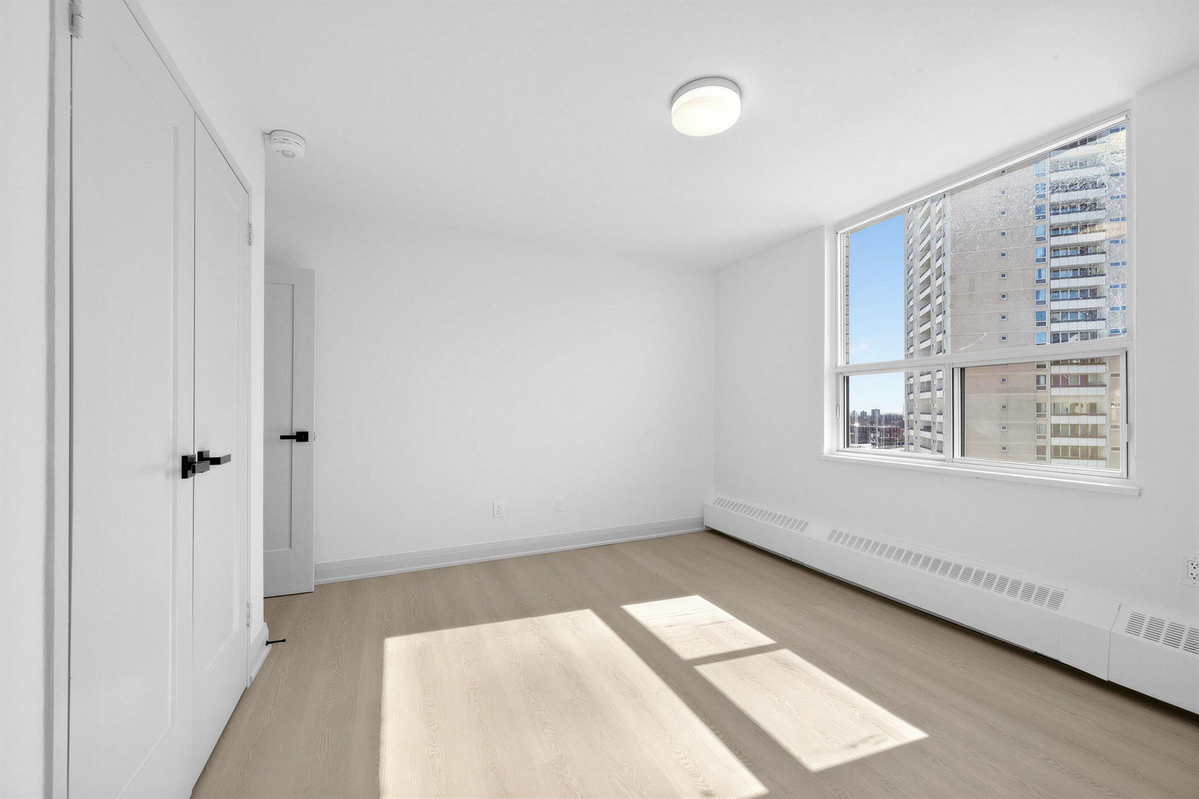 225 Davisville Avenue - Photo 43