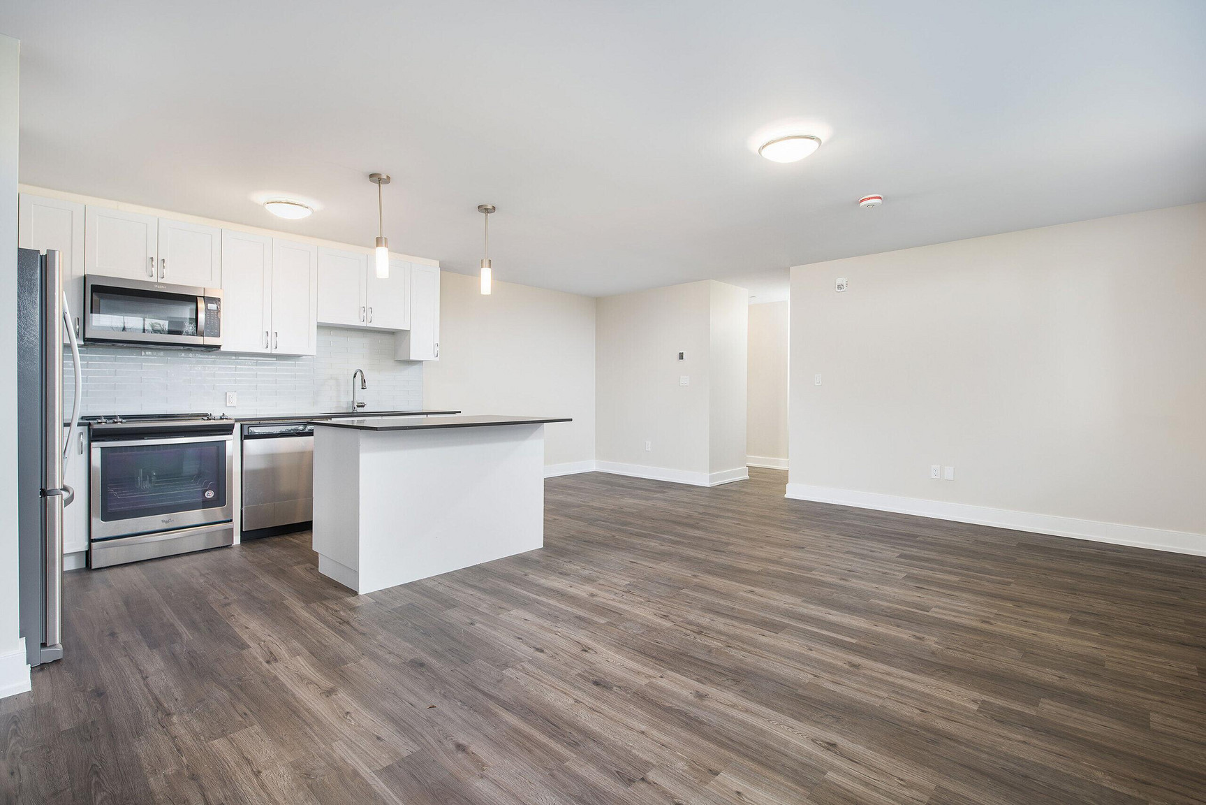4979 Bathurst St - Photo 5