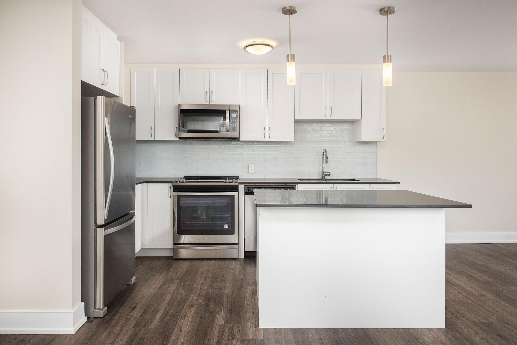 4979 Bathurst St - Photo 4